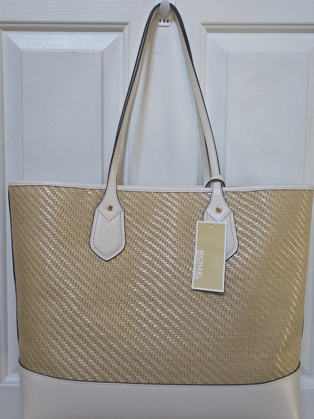 Michael Kors White & Natural MK Logo Tote Bag W/Matching Pouch NWT - Picture 2 of 5